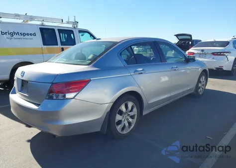 2009 Honda Accord 2.4 Ex-L из США, поврежденный, VIN 1HGCP26839A068075